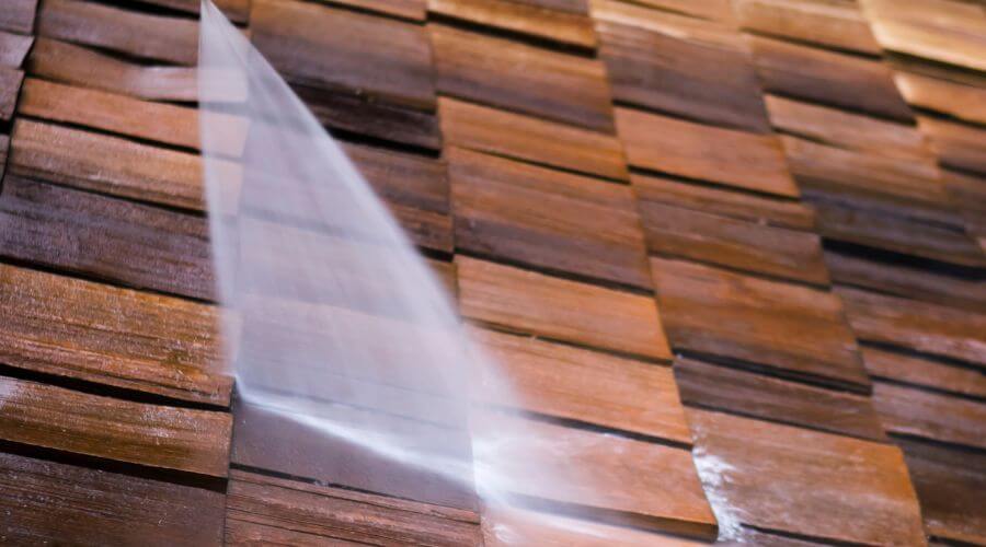 Professional gutter cleaning in Cropsey, IL